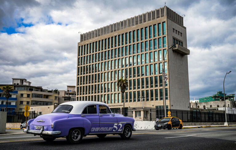 Split emerges among U.S. spy agencies over mysterious ‘Havana syndrome’